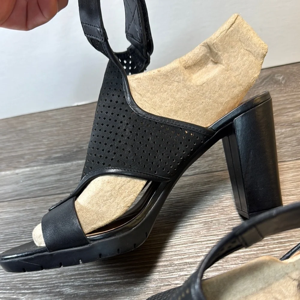 Clarks step out